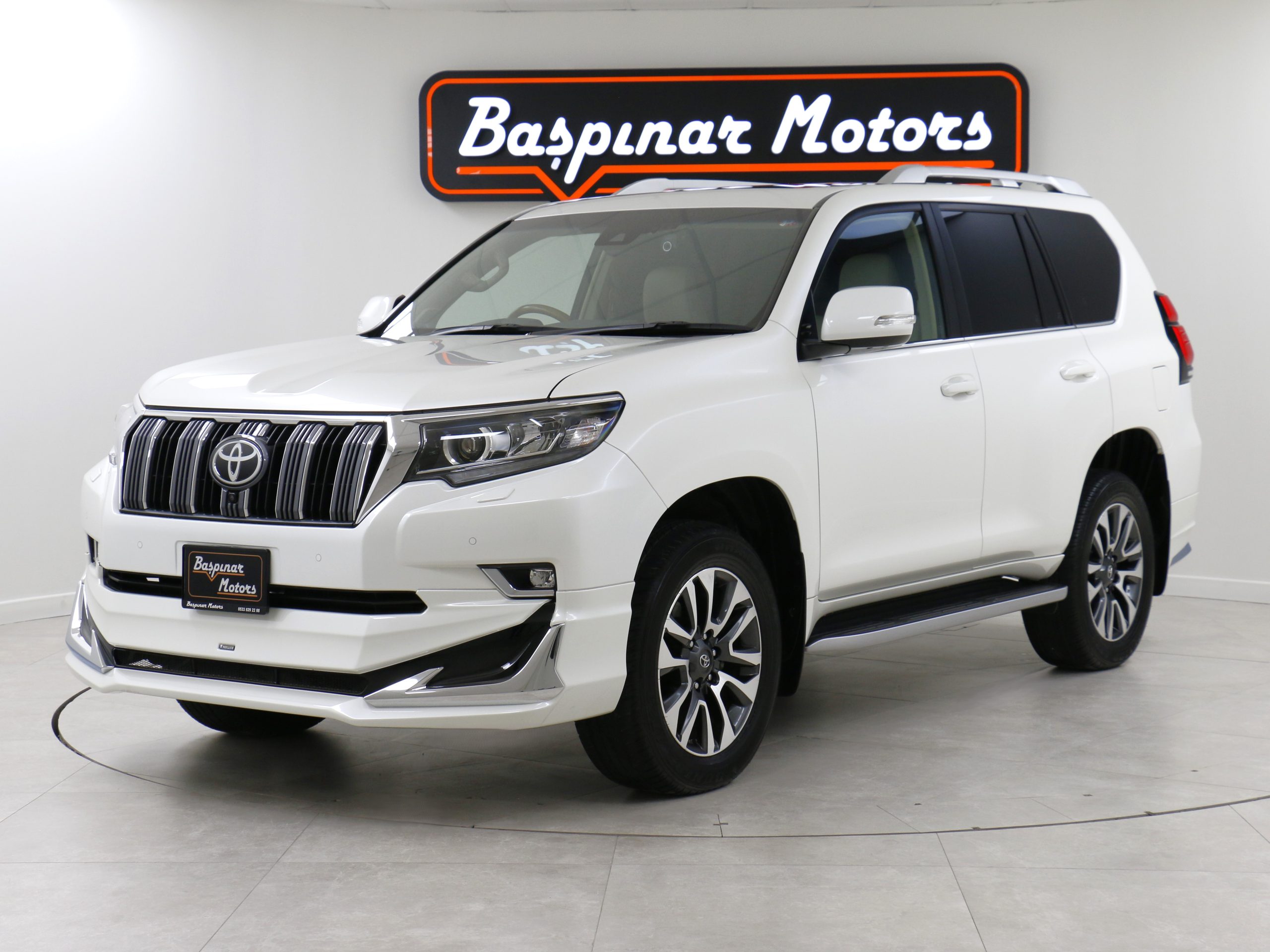 Toyota Land-Cruiser-Prado TZ-G 2.8L Diesel 6AT 4WD