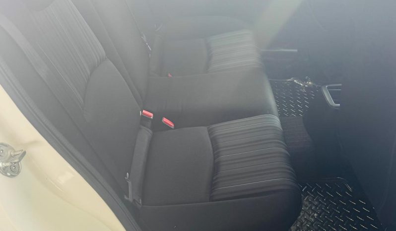 
								Mazda Demio full									