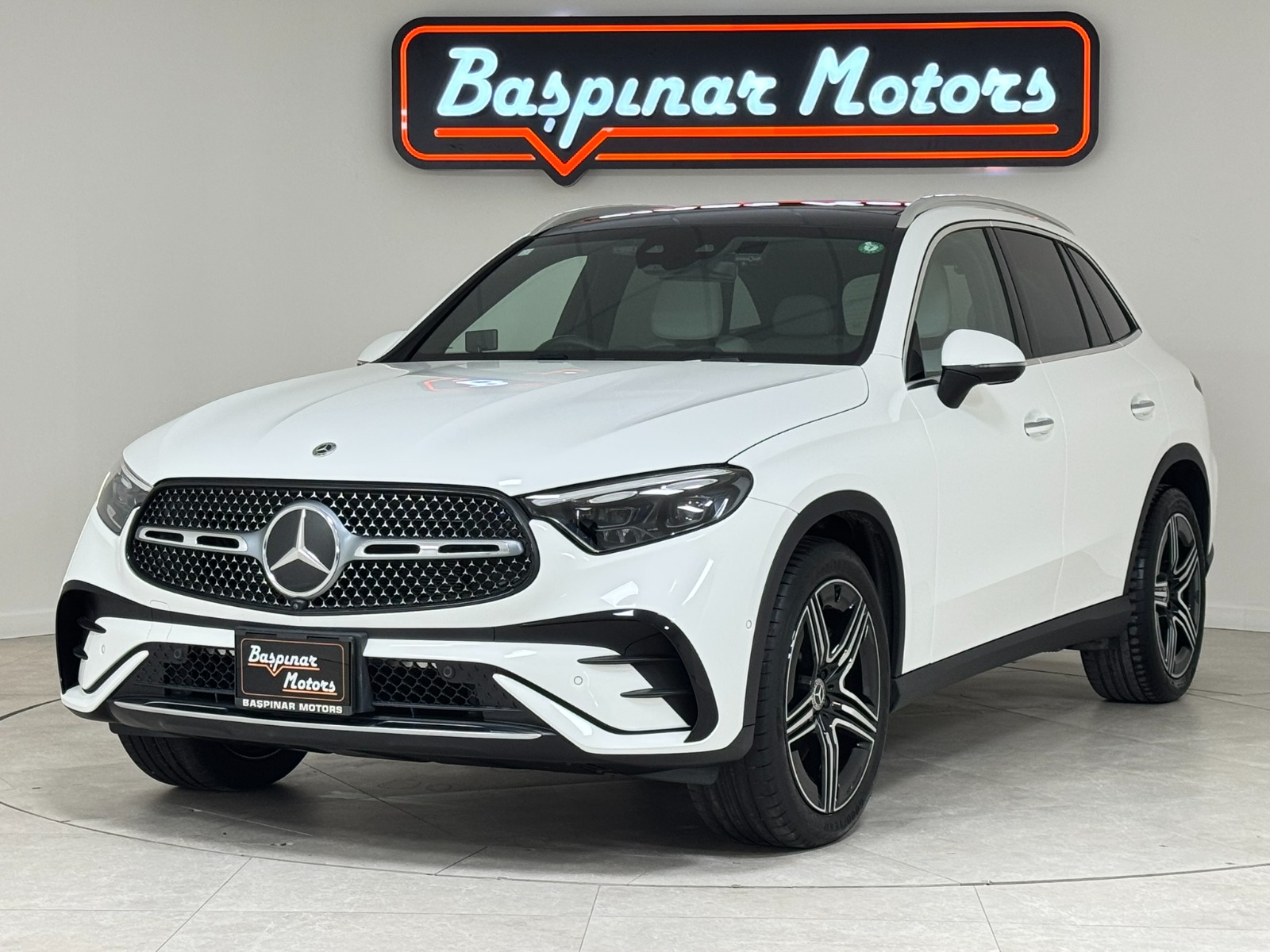 Mercedes Benz GLC 220D 4Matic ISG Model AMG LINE