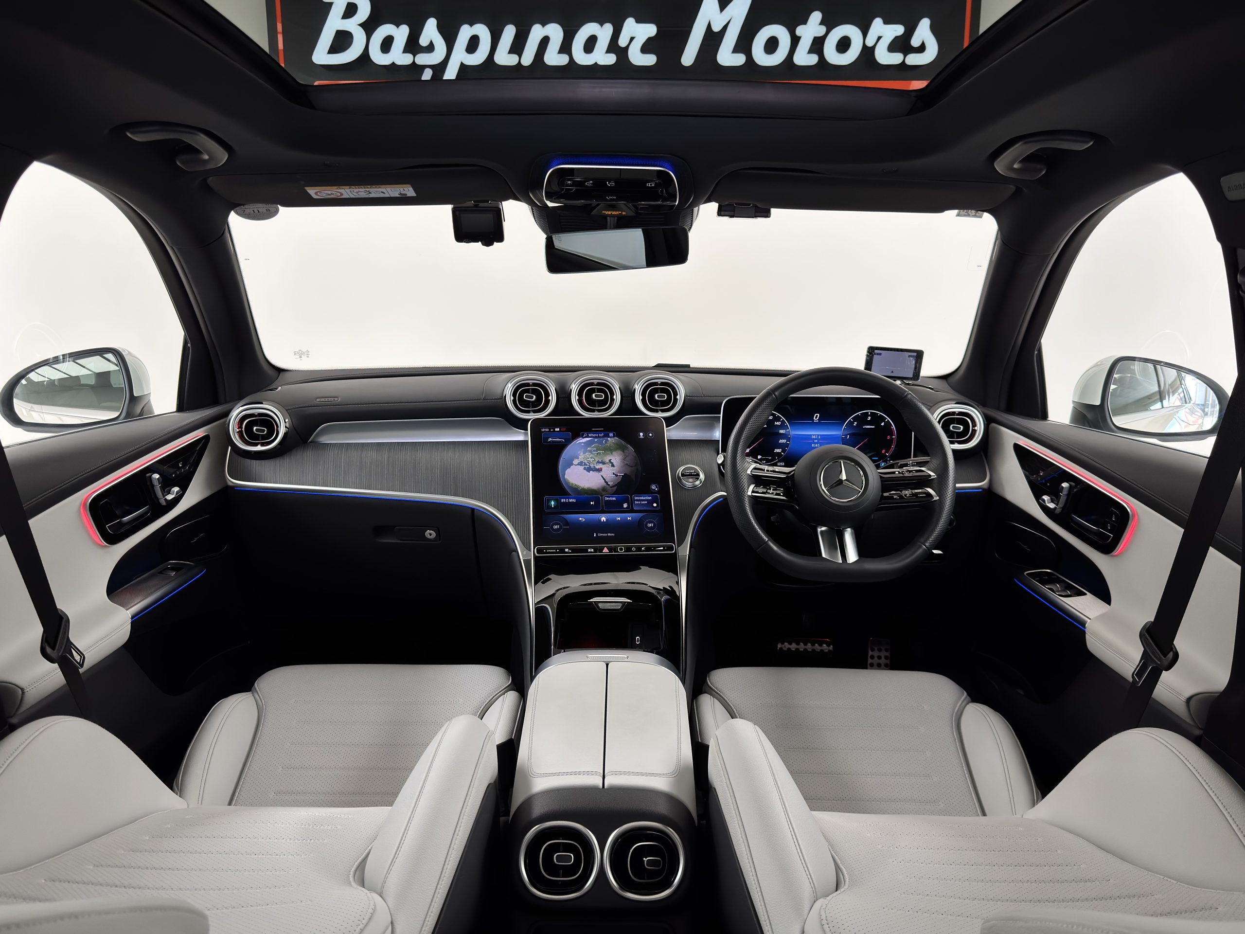 Mercedes Benz GLC 220D 4Matic ISG Model AMG LINE