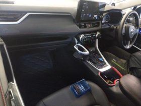 Toyota RAV4 2.5L 4WD Adventure Offroad Package