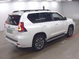 Toyota Land-Cruiser-Prado TZ-G 2.8L Diesel 6AT 4WD