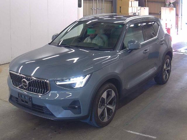 Volvo XC40 Ultimate B4 AWD Design Mild Hybrid