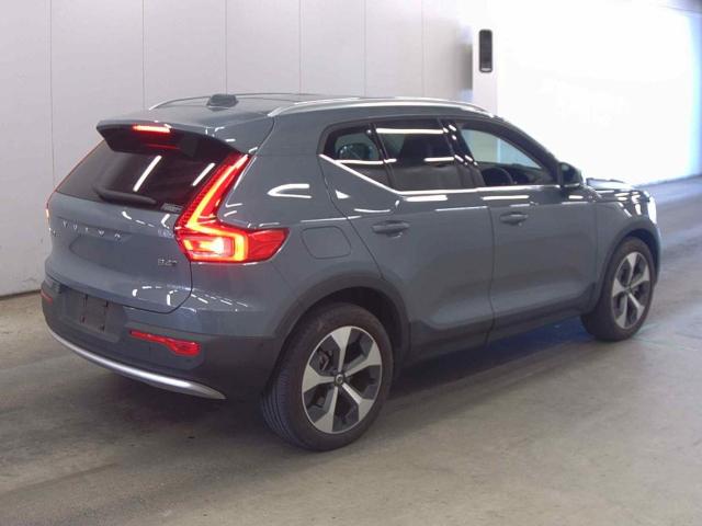 Volvo XC40 Ultimate B4 AWD Design Mild Hybrid