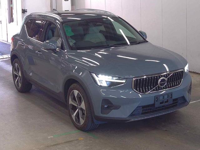 Volvo XC40 Ultimate B4 AWD Design Mild Hybrid