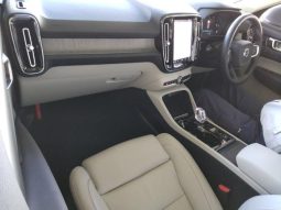 Volvo XC40 Ultimate B4 AWD Design Mild Hybrid