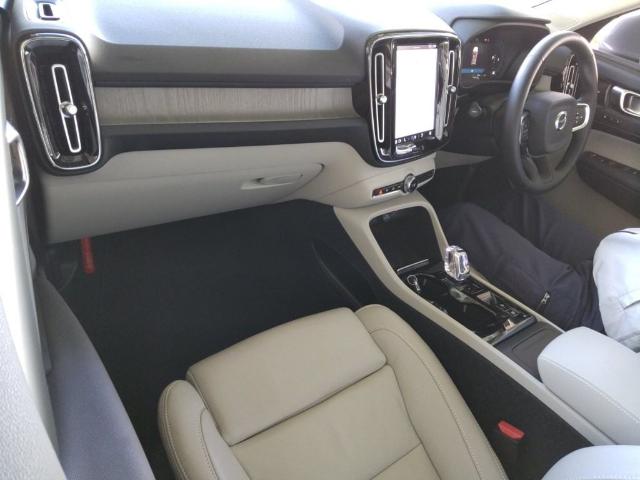 Volvo XC40 Ultimate B4 AWD Design Mild Hybrid