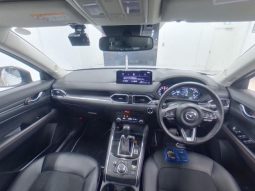 
										Mazda CX5 Black Tone Edition full									