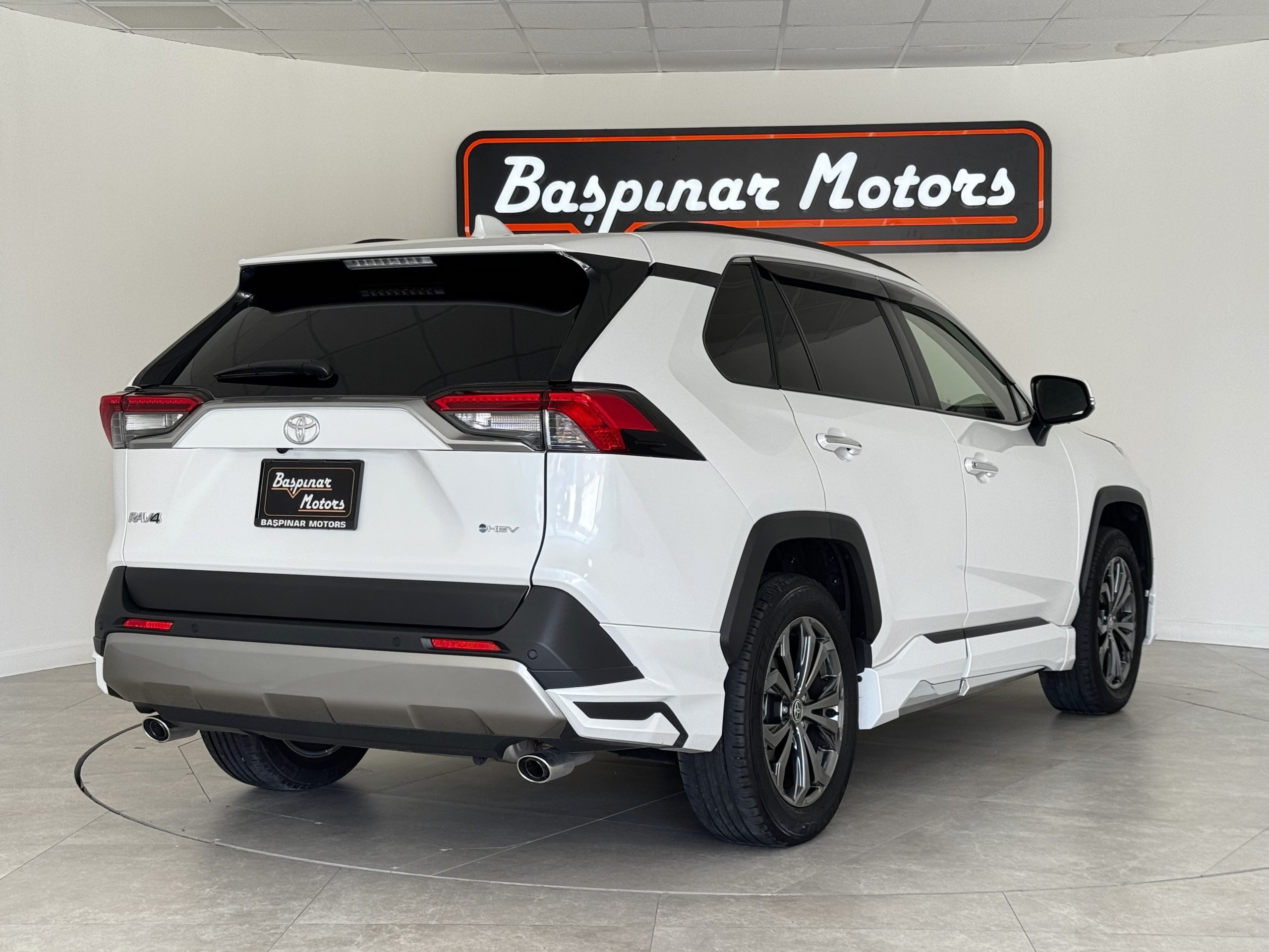 Toyota RAV4 2.5L 4WD Hybrid G