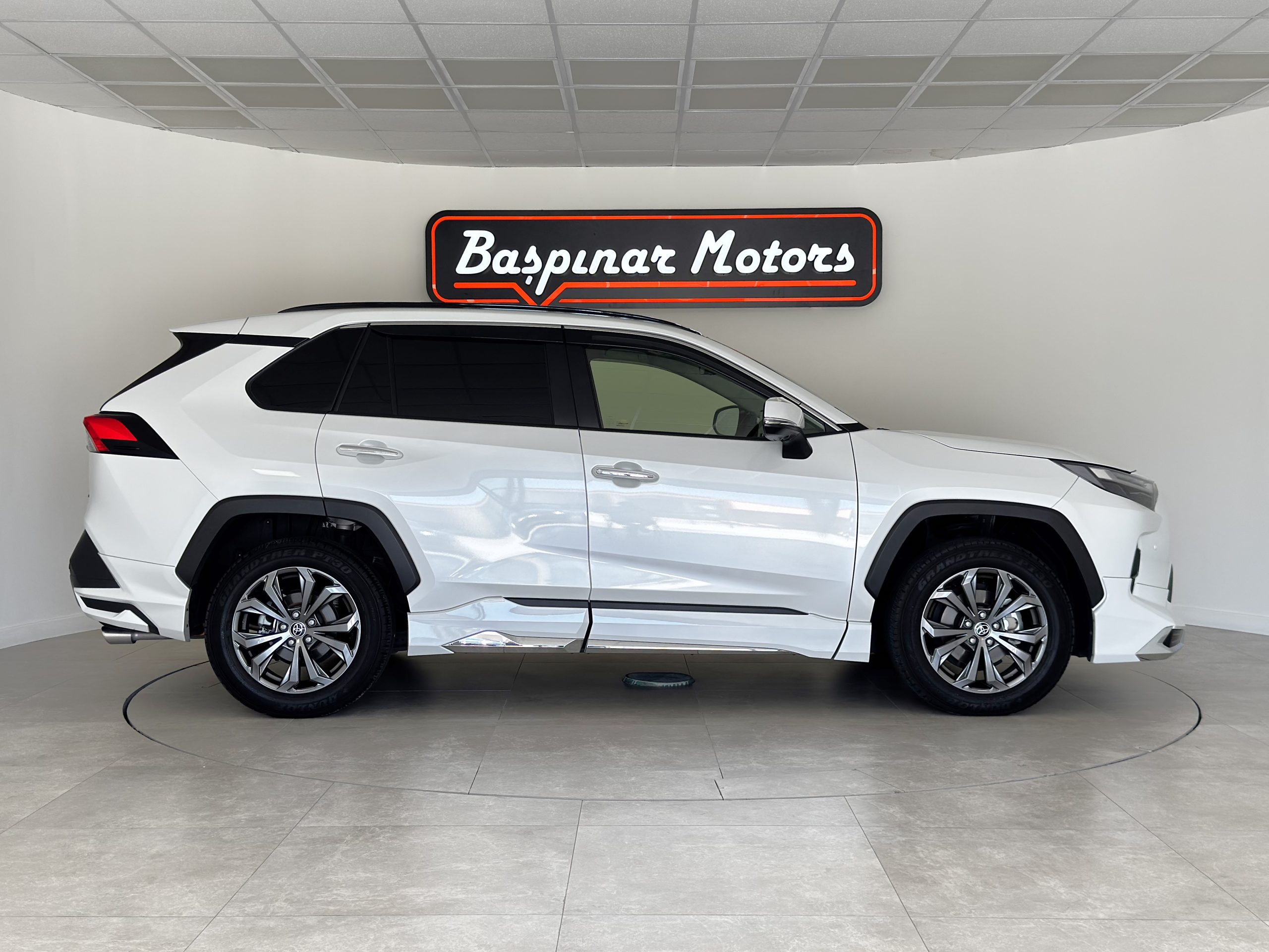 Toyota RAV4 2.5L 4WD Hybrid G