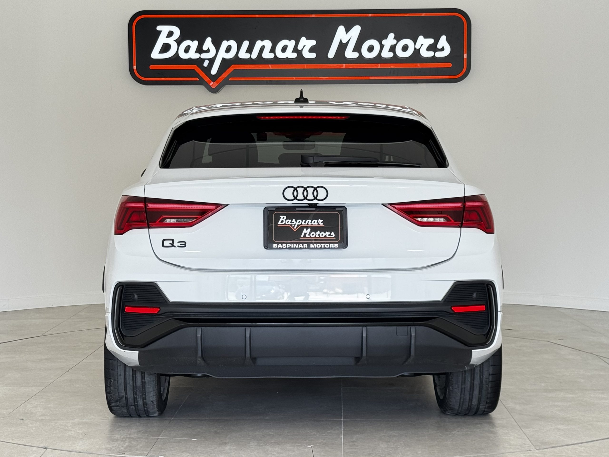 Audi Q3 Sportsback 1.5L Dynamic Edition