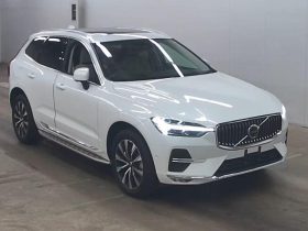 Volvo XC60 Ultimate B5 AWD  Design Mild Hybrid